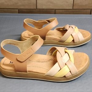 NWT JAMBU Helena in tan multi from SZ 7 SANDAL leather contour arch leather